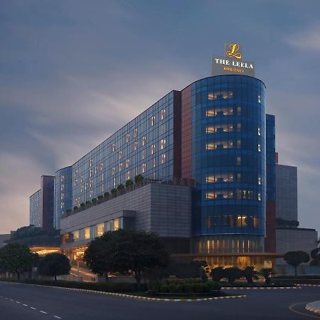 The Leela Ambience Gurugram Hotel & Residences Gurgaon Exterior foto