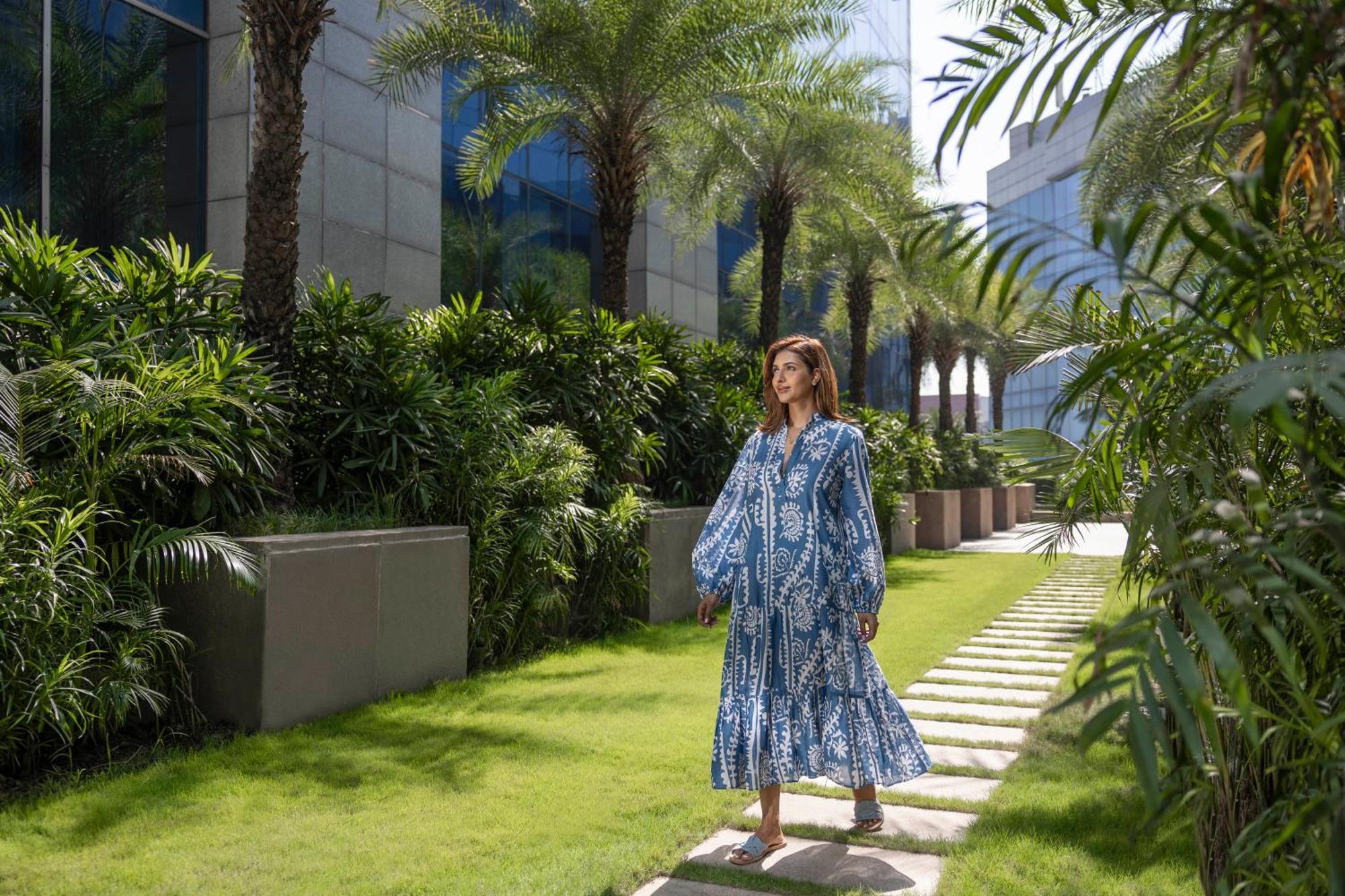 The Leela Ambience Gurugram Hotel & Residences - The Luxury Urban Sanctuary Gurgaon Exterior foto The Park, Hyderabad
