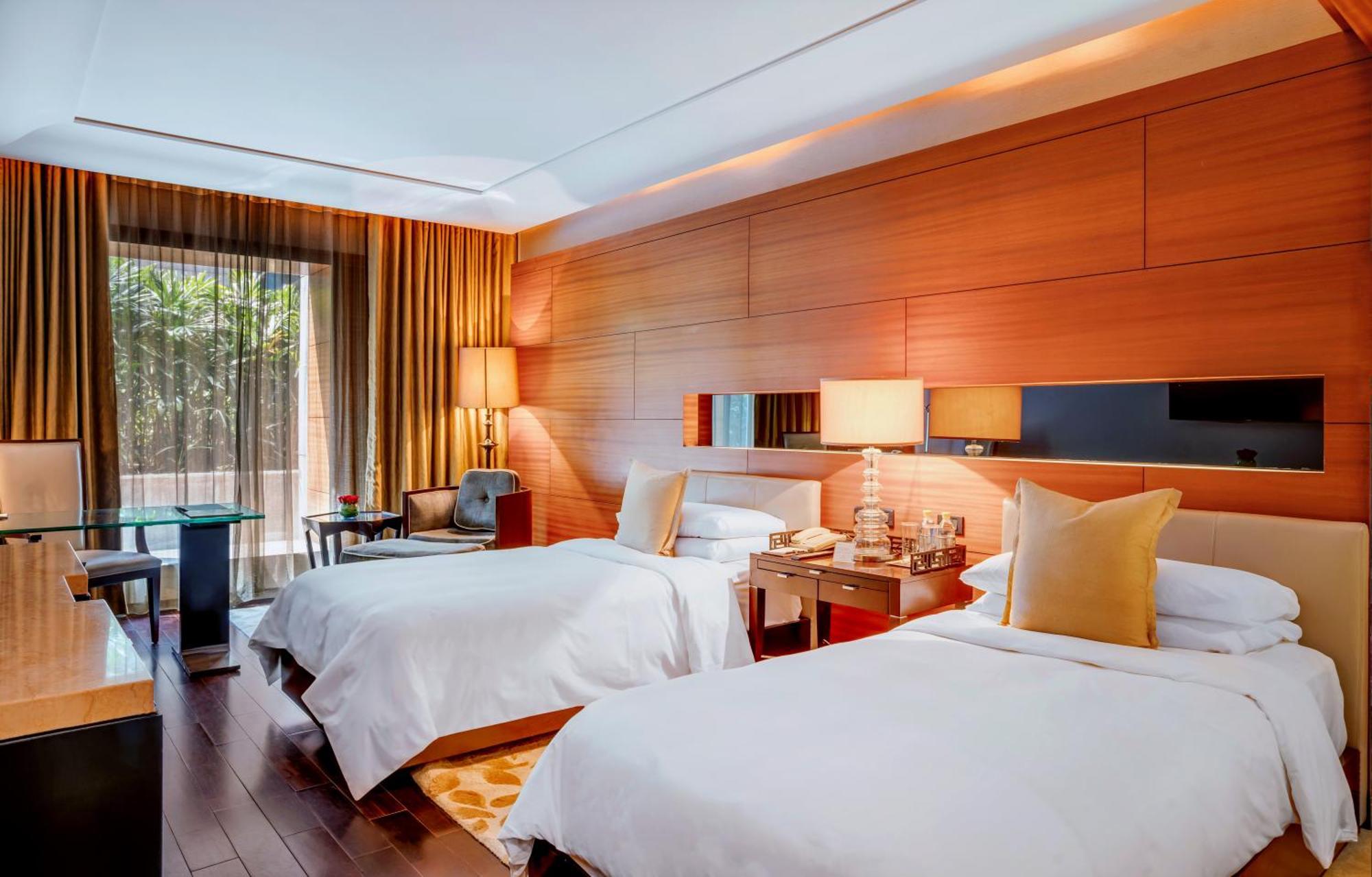 The Leela Ambience Gurugram Hotel & Residences - The Luxury Urban Sanctuary Gurgaon Exterior foto Deluxe Room