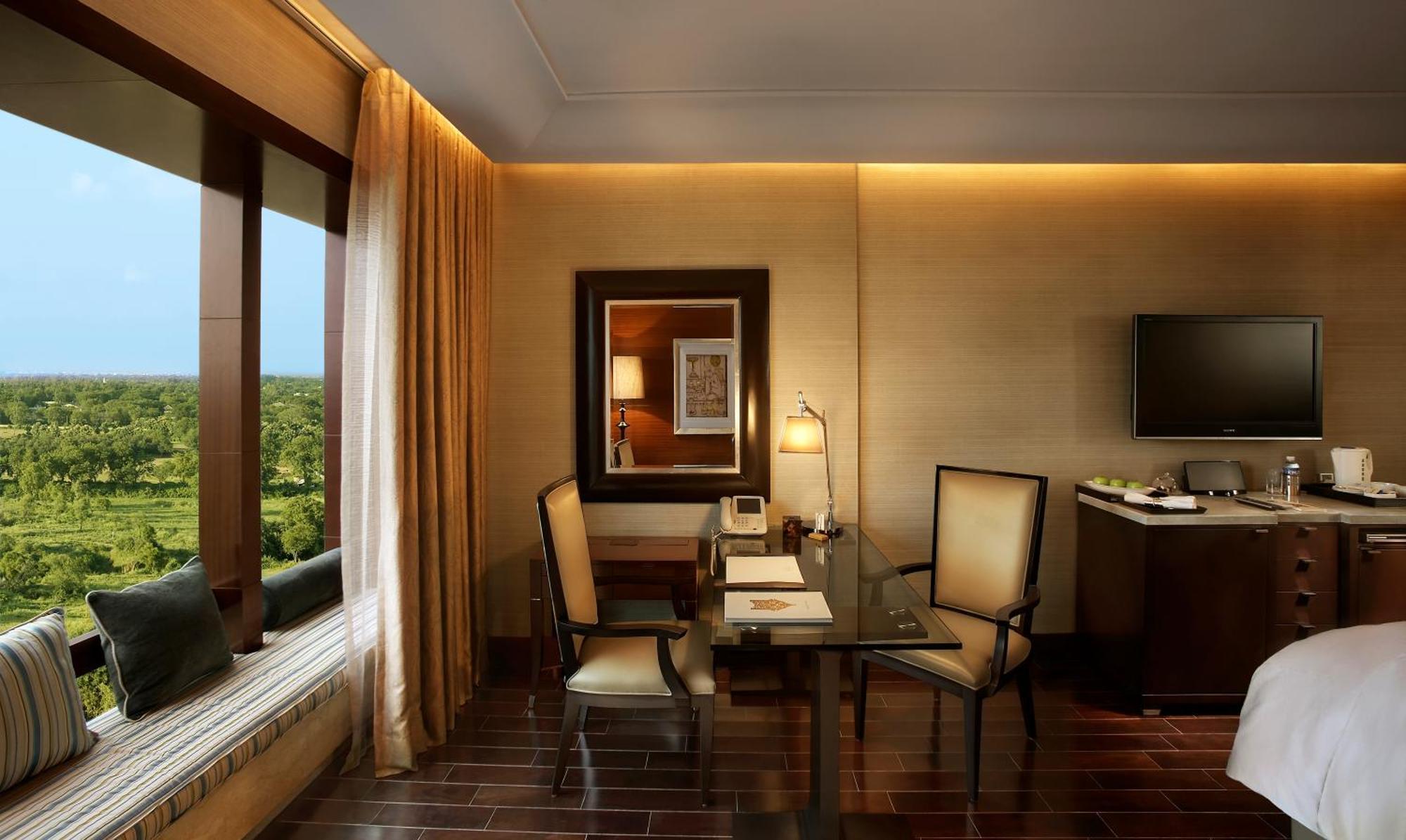 The Leela Ambience Gurugram Hotel & Residences - The Luxury Urban Sanctuary Gurgaon Exterior foto